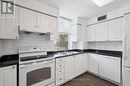 200 - 28 Pemberton Avenue, Toronto, ON - Indoor Photo Showing Kitchen With Double Sink