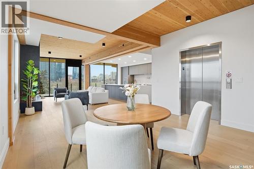 301 212 E Saskatchewan Crescent E, Saskatoon, SK - Indoor Photo Showing Dining Room