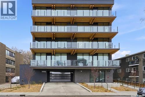 301 212 E Saskatchewan Crescent E, Saskatoon, SK - Outdoor With Balcony