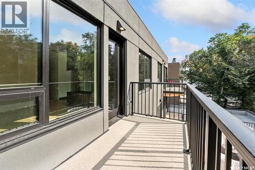 301 212 E Saskatchewan Crescent E, Saskatoon, SK - Outdoor With Balcony With Exterior