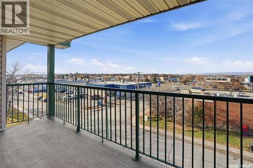 405 205 Mcintyre Street N, Regina, SK - Outdoor With Balcony With Exterior
