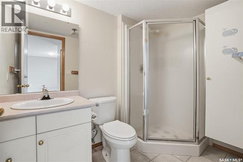405 205 Mcintyre Street N, Regina, SK - Indoor Photo Showing Bathroom