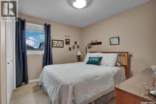 208 Maccormack Road, Martensville, SK - Indoor Photo Showing Bedroom