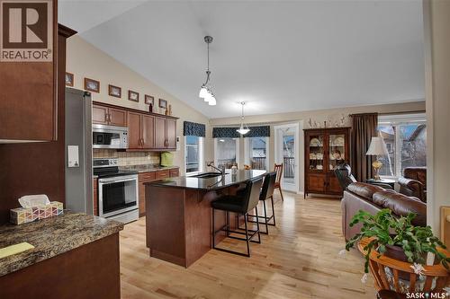 208 Maccormack Road, Martensville, SK - Indoor Photo Showing Kitchen