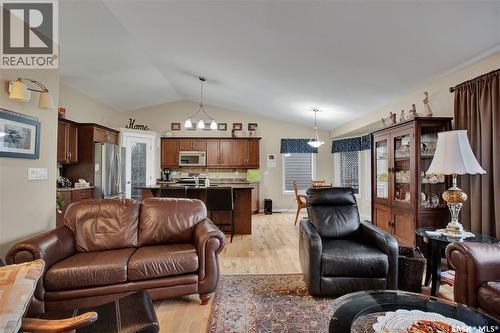 208 Maccormack Road, Martensville, SK - Indoor Photo Showing Living Room