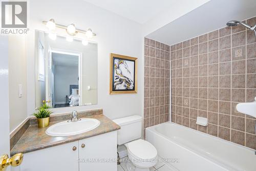 74 Ridgemore Crescent, Brampton, ON - Indoor Photo Showing Bathroom