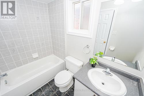 74 Ridgemore Crescent, Brampton, ON - Indoor Photo Showing Bathroom