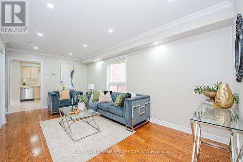 74 Ridgemore Crescent, Brampton, ON - Indoor Photo Showing Living Room