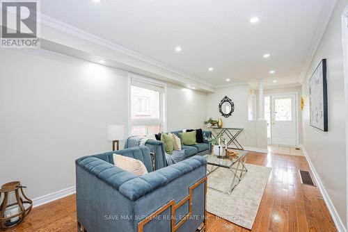 74 Ridgemore Crescent, Brampton, ON - Indoor Photo Showing Living Room