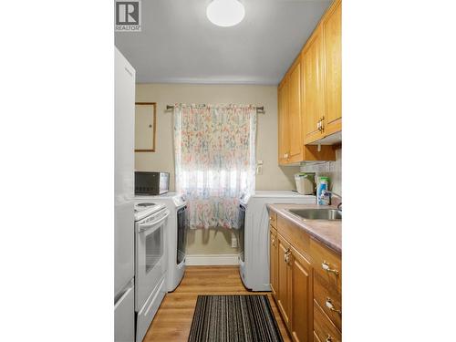 89 Mallard Street, Kitimat, BC - Indoor Photo Showing Kitchen