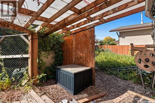 305 M Avenue N, Saskatoon, SK - Outdoor With Exterior