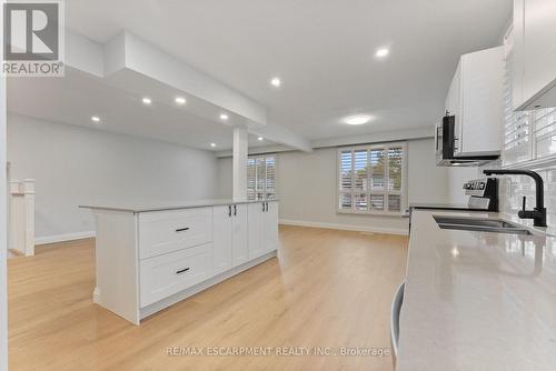 11 Marcella Crescent, Hamilton, ON - Indoor