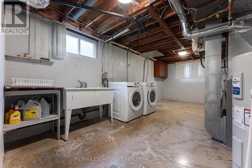 11 Marcella Crescent, Hamilton, ON - Indoor Photo Showing Laundry Room