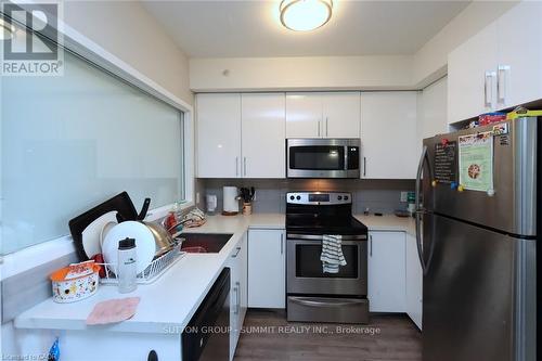 216 - 1291 Gordon Street, Guelph, ON - Indoor Photo Showing Kitchen