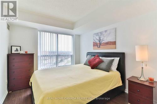 1802 - 4879 Kimbermount Avenue, Mississauga, ON - Indoor Photo Showing Bedroom