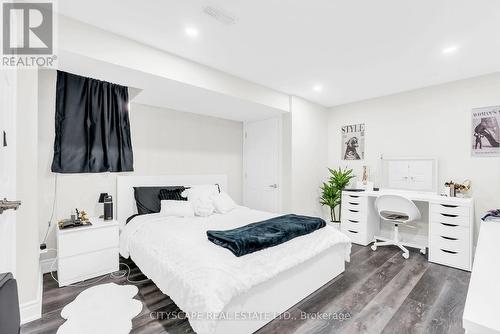 1048 Zimmerman Crescent, Milton, ON - Indoor Photo Showing Bedroom