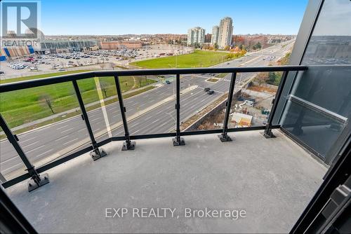 906 - 2495 Eglinton Avenue W, Mississauga, ON - Outdoor With View