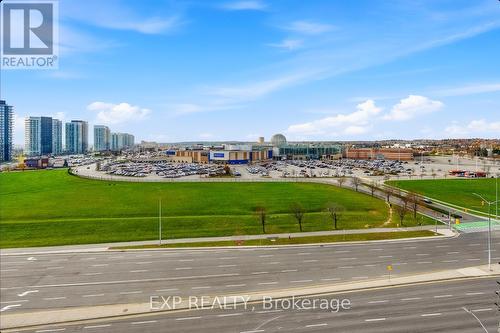 906 - 2495 Eglinton Avenue W, Mississauga, ON - Outdoor With View
