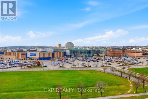 906 - 2495 Eglinton Avenue W, Mississauga, ON - Outdoor With View