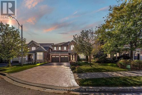 32 Xavier Court, Brampton, ON - Outdoor With Facade