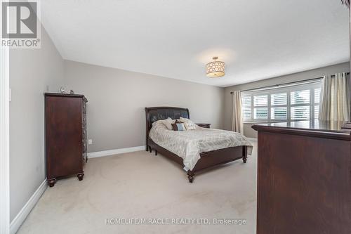 32 Xavier Court, Brampton, ON - Indoor Photo Showing Bedroom