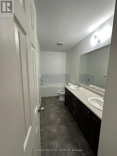 139 Inspire Boulevard, Brampton, ON - Indoor Photo Showing Bathroom