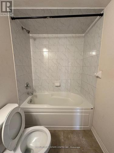 139 Inspire Boulevard, Brampton, ON - Indoor Photo Showing Bathroom