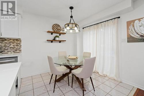 11 Redfinch Way, Brampton, ON - Indoor Photo Showing Dining Room