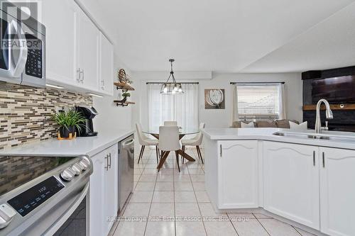 11 Redfinch Way, Brampton, ON - Indoor Photo Showing Kitchen With Double Sink