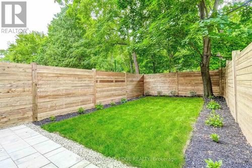 32 Cumberland Avenue, Hamilton, ON - Outdoor