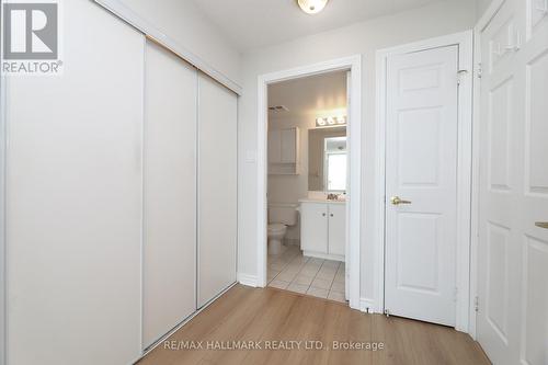 walk in closet and 4 piece ensuite - 929 - 125 Omni Drive, Toronto, ON - Indoor Photo Showing Other Room