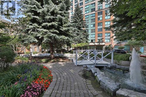 929 - 125 Omni Drive, Toronto, ON - Outdoor