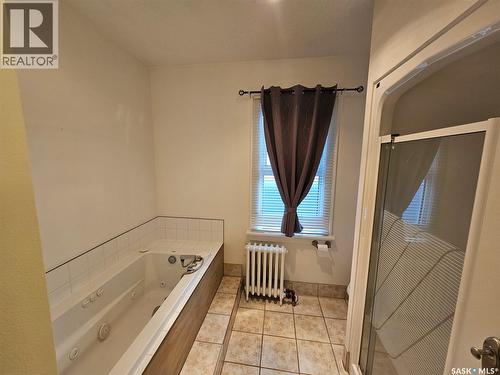 201 Souris Avenue E, Carlyle, SK - Indoor Photo Showing Bathroom