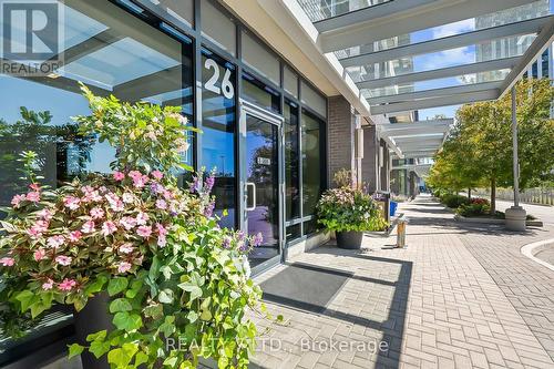 1033 - 26 Gibbs Road, Toronto, ON - Outdoor
