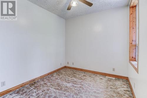 89 Wembley Drive, Toronto, ON - Indoor Photo Showing Other Room