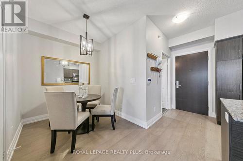 406 - 65 Speers Road, Oakville, ON - Indoor Photo Showing Other Room