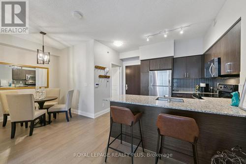 406 - 65 Speers Road, Oakville, ON - Indoor