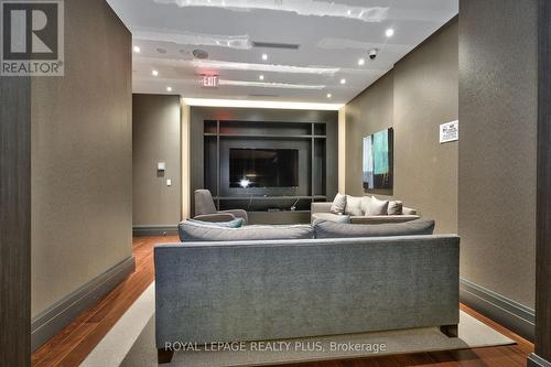 406 - 65 Speers Road, Oakville, ON - Indoor