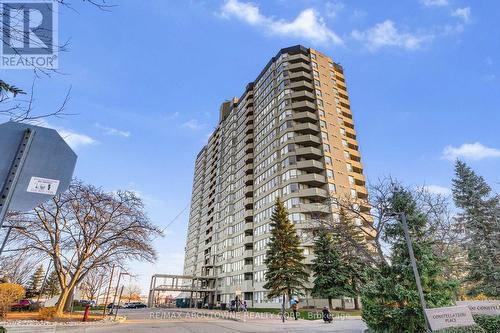 501 - 700 Constellation Drive, Mississauga, ON - Outdoor With Facade