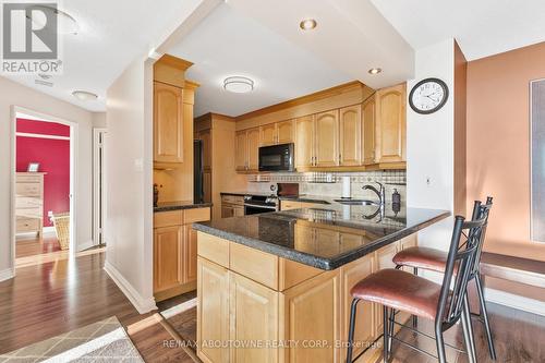 501 - 700 Constellation Drive, Mississauga, ON - Indoor Photo Showing Kitchen