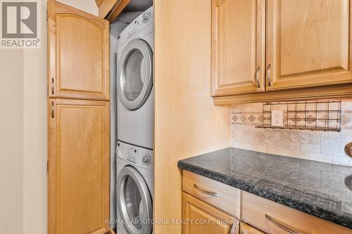 501 - 700 Constellation Drive, Mississauga, ON - Indoor Photo Showing Laundry Room