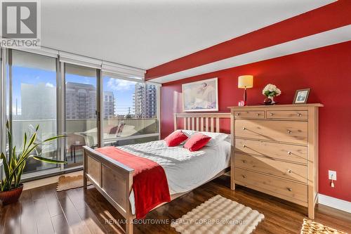 501 - 700 Constellation Drive, Mississauga, ON - Indoor Photo Showing Bedroom