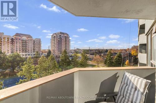 501 - 700 Constellation Drive, Mississauga, ON - Outdoor