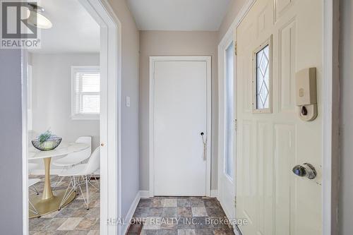 73 Farmbrook Road, Toronto, ON - Indoor Photo Showing Other Room