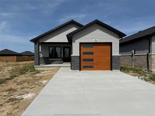 216 Ironwood Trail, Chatham, ON 