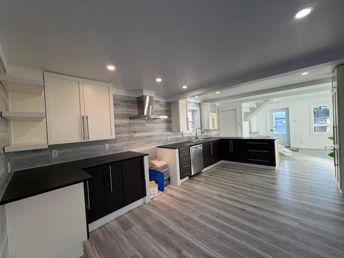 Cuisine - 359 Av. Lefebvre, Chandler, QC - Indoor Photo Showing Kitchen