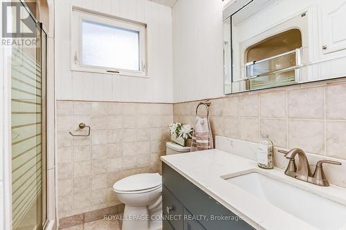 53 Glory Crescent, Toronto, ON - Indoor Photo Showing Bathroom