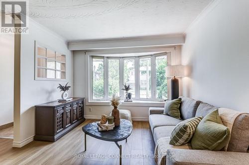 53 Glory Crescent, Toronto, ON - Indoor Photo Showing Living Room