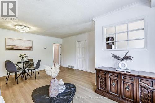 53 Glory Crescent, Toronto, ON - Indoor