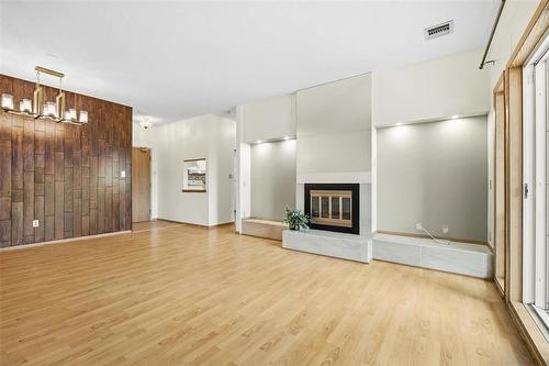305 3275 Pembina Highway, Winnipeg, MB - Indoor With Fireplace
